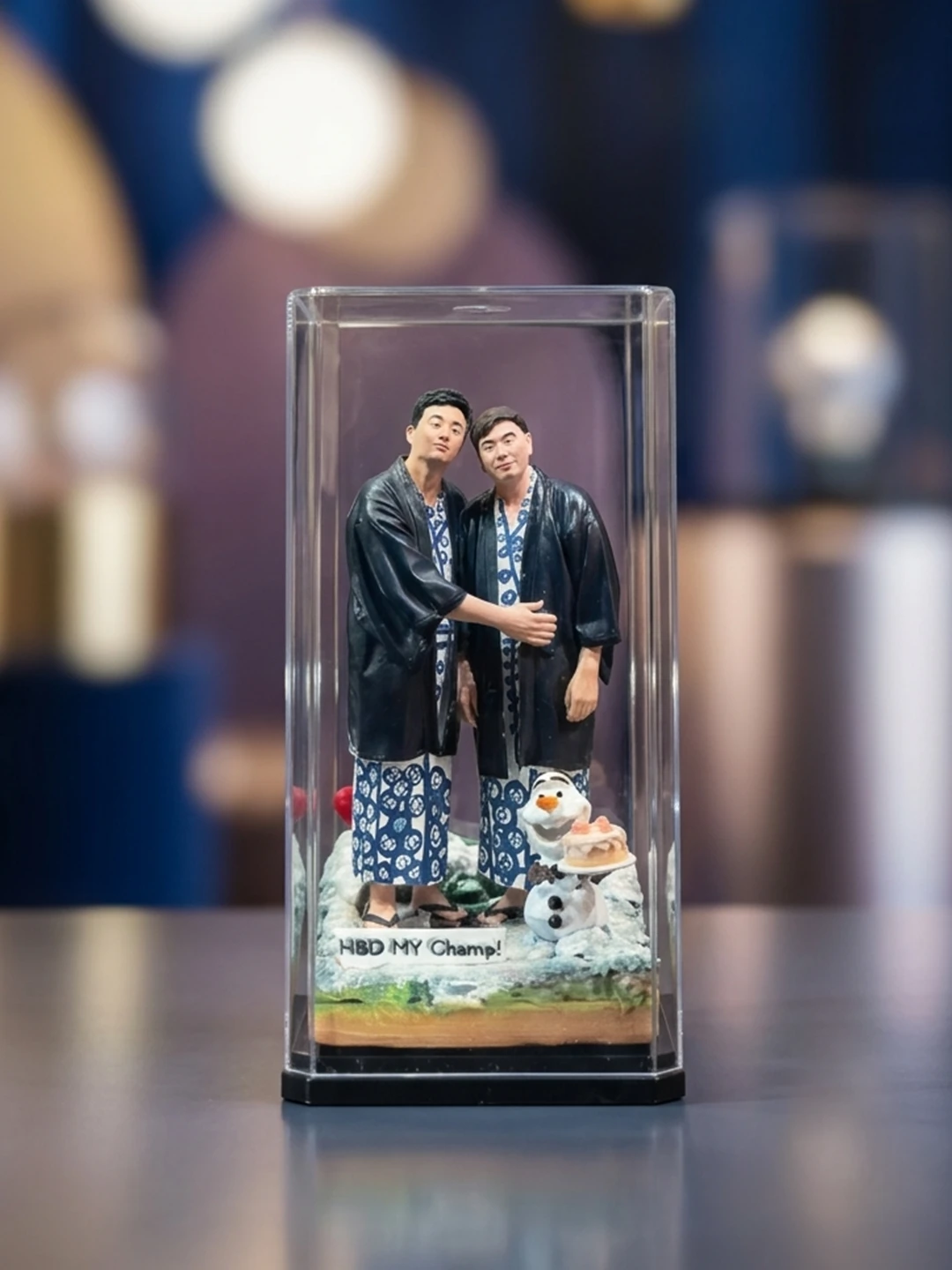 Realistic Wedding Sculpture